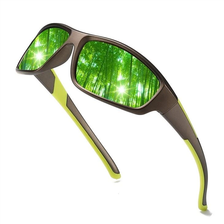 Polarized Cycling Glasses